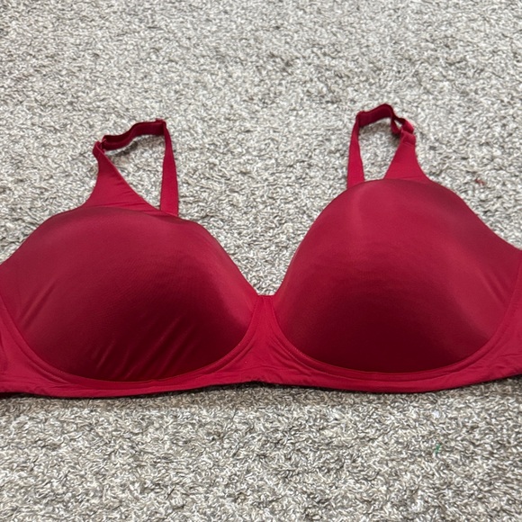 Torrid Curve Other - Torrid 360 BACK SMOOTHING LIGHTLY LINED
DEEP V PLUNGE Bra